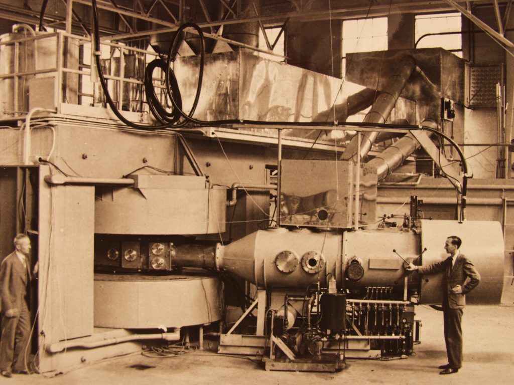 洋書 Element of Nuclear Engineering 洋書 Element of Nuclear Engineering Nuclear Reactor